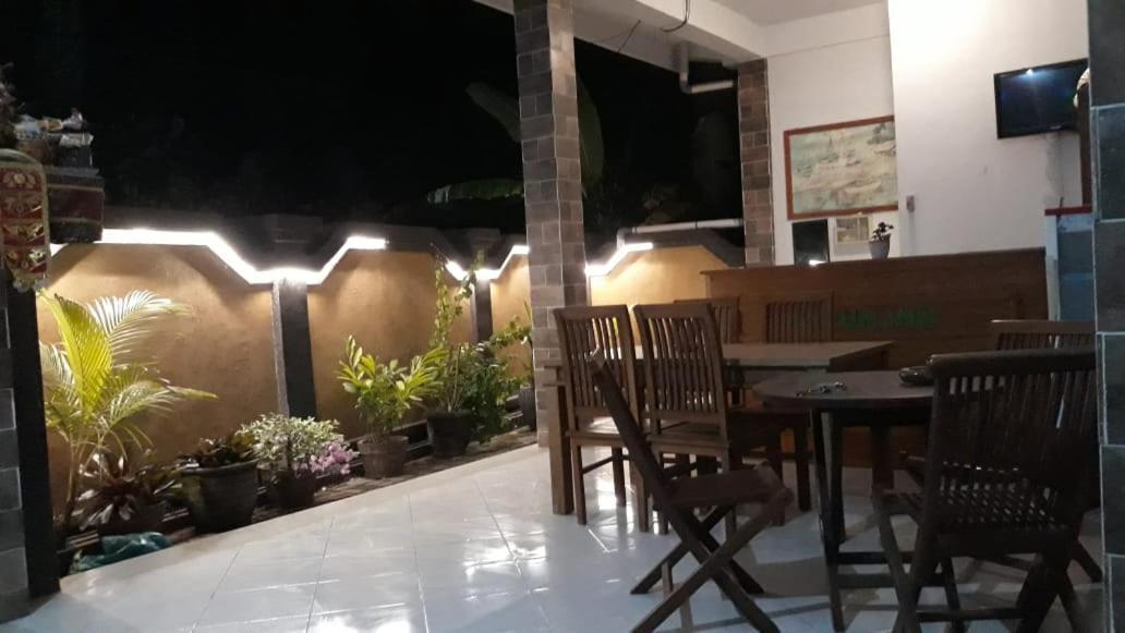 Jepun Inn Padang Bai Exterior foto