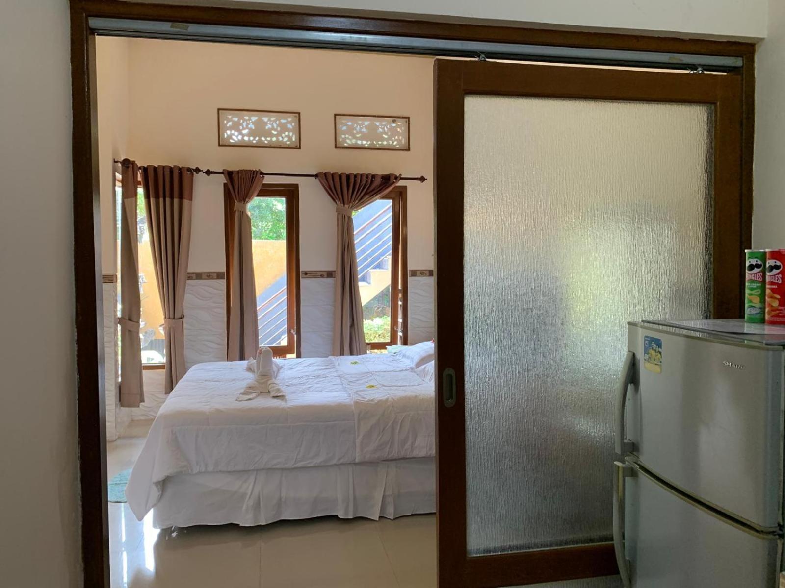 Jepun Inn Padang Bai Exterior foto