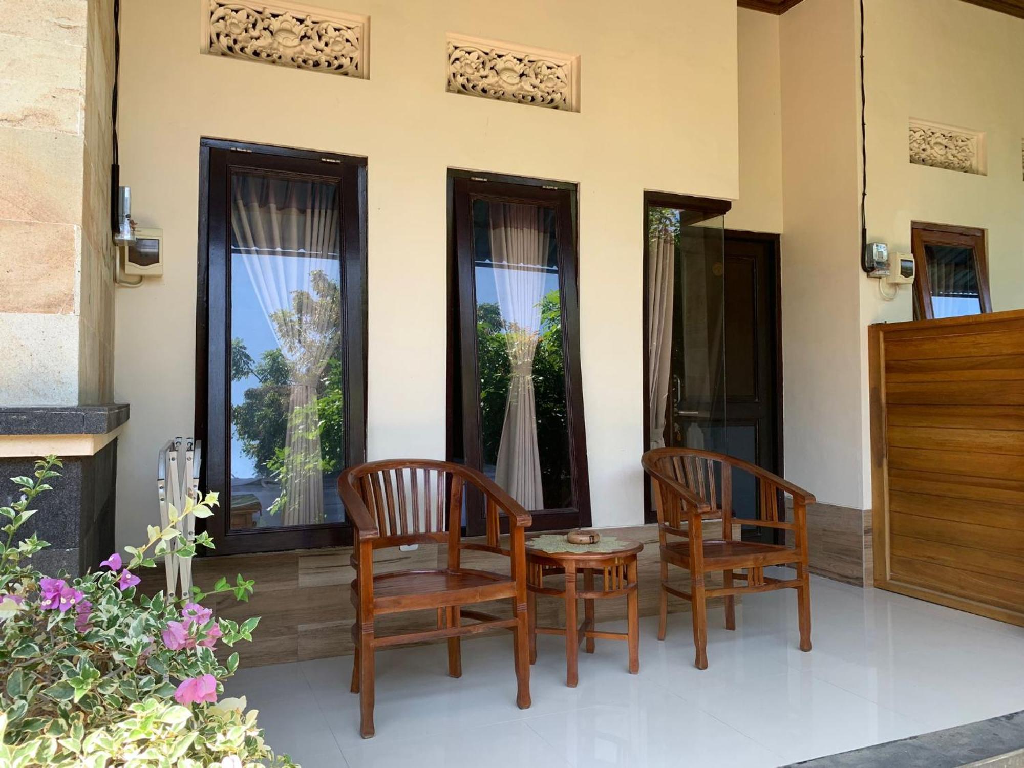 Jepun Inn Padang Bai Exterior foto