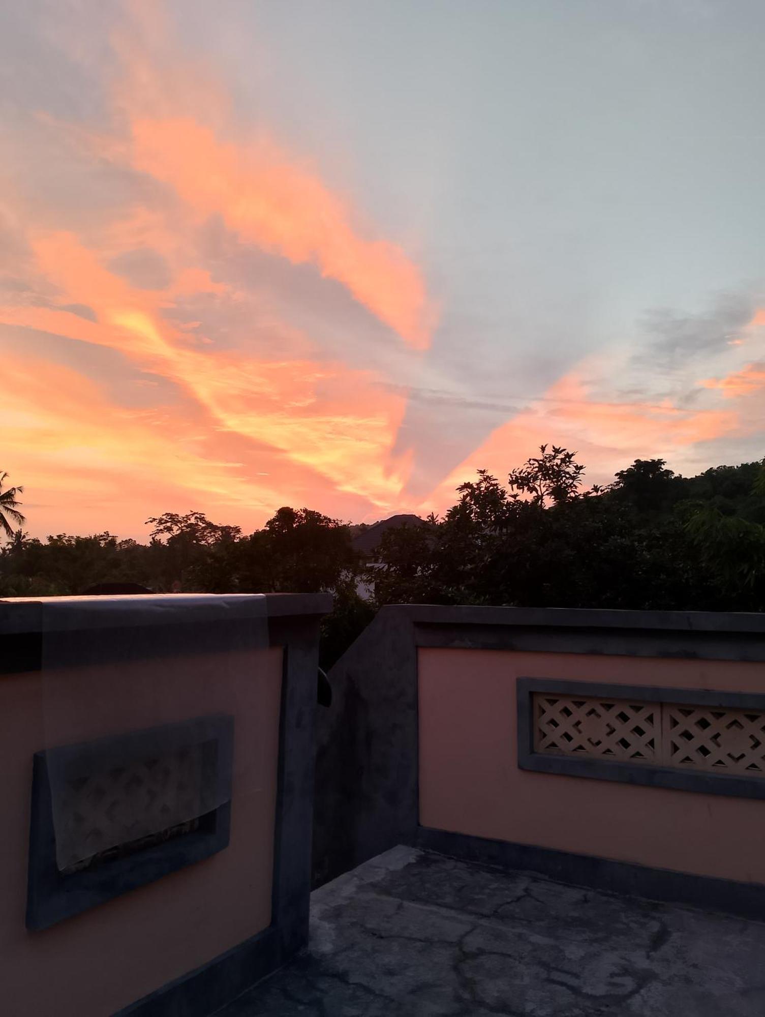 Jepun Inn Padang Bai Exterior foto